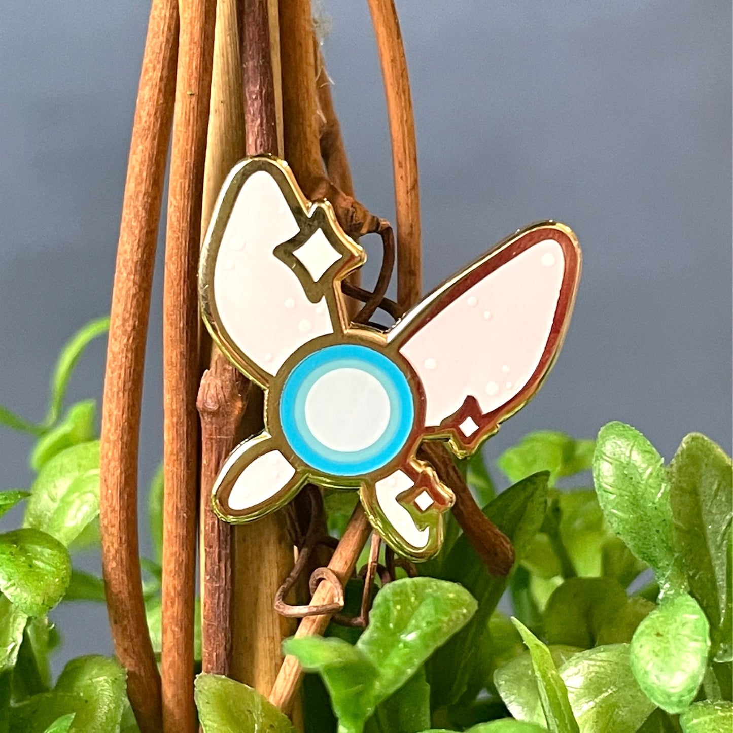 fairy | pin